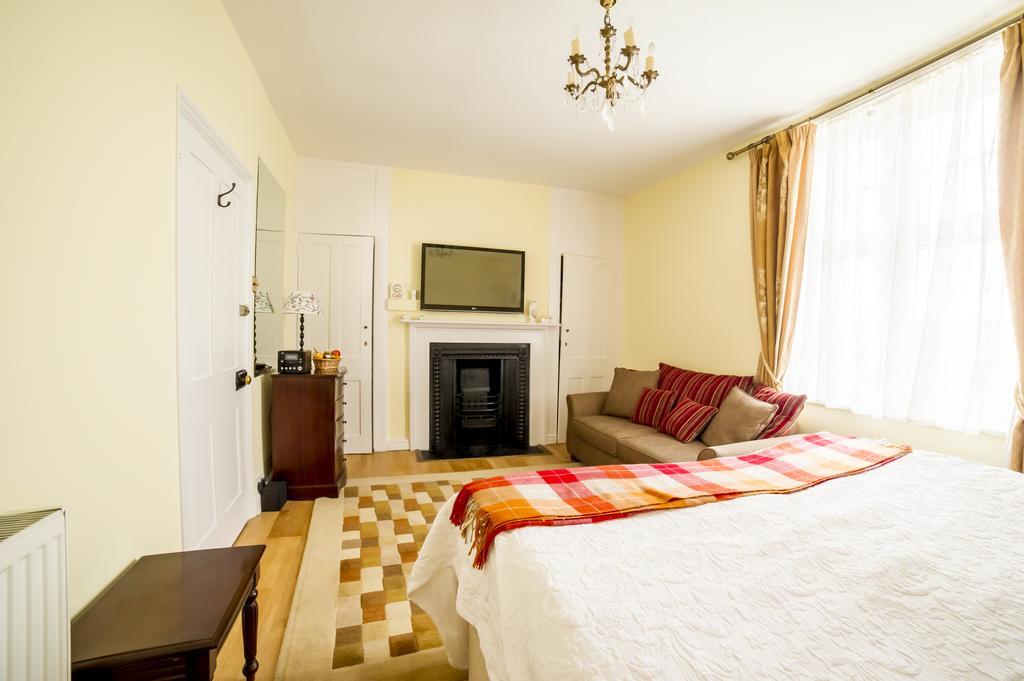 Molland Manor House Bed & Breakfast Sandwich Ngoại thất bức ảnh