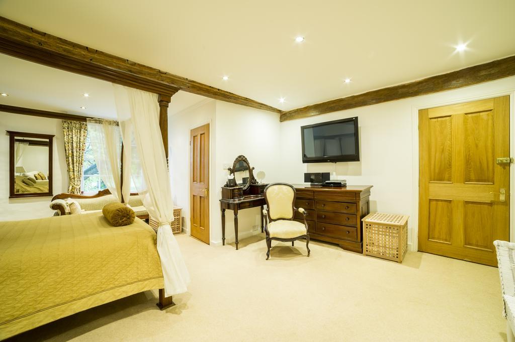 Molland Manor House Bed & Breakfast Sandwich Ngoại thất bức ảnh