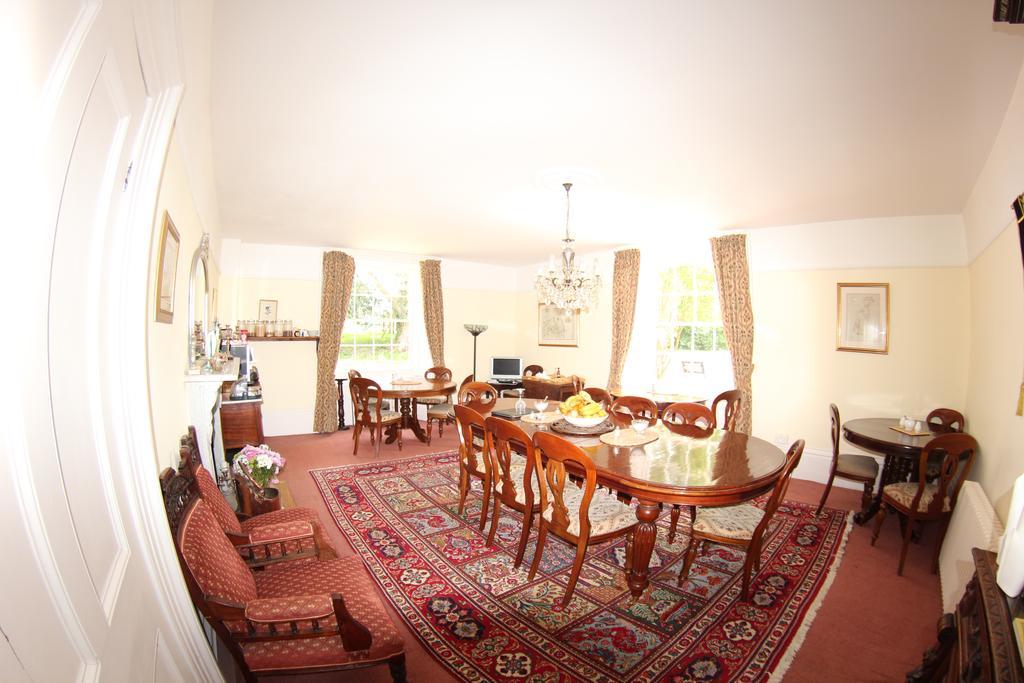 Molland Manor House Bed & Breakfast Sandwich Ngoại thất bức ảnh